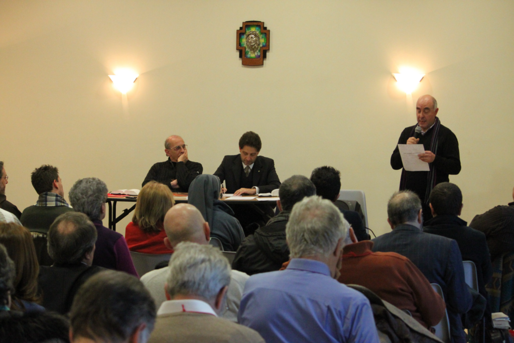 Assemblea Nazionale 2013 - Don Guido Pietrogrande, Salvatore Martinez e un ''anziano'' del RnS