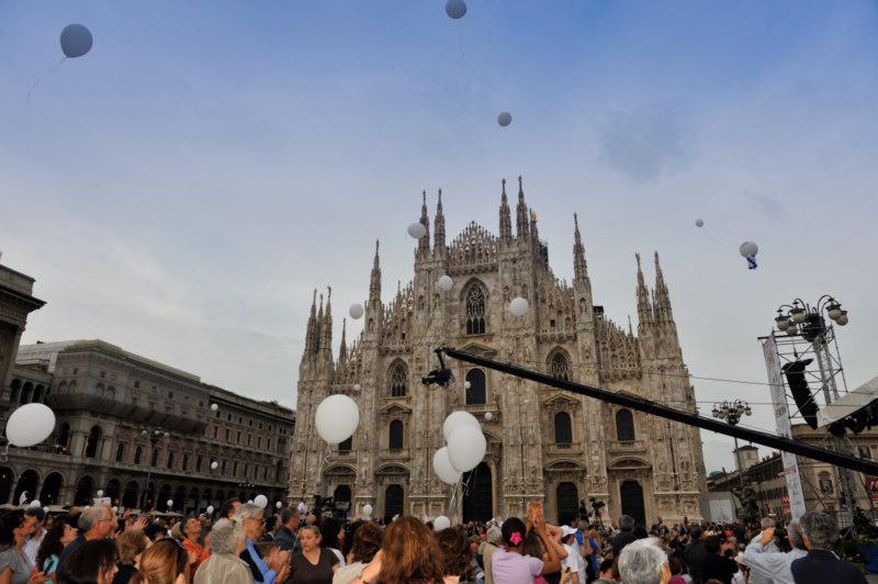 10 piazze per 10 comandamenti - Milano - 08.06.201_002