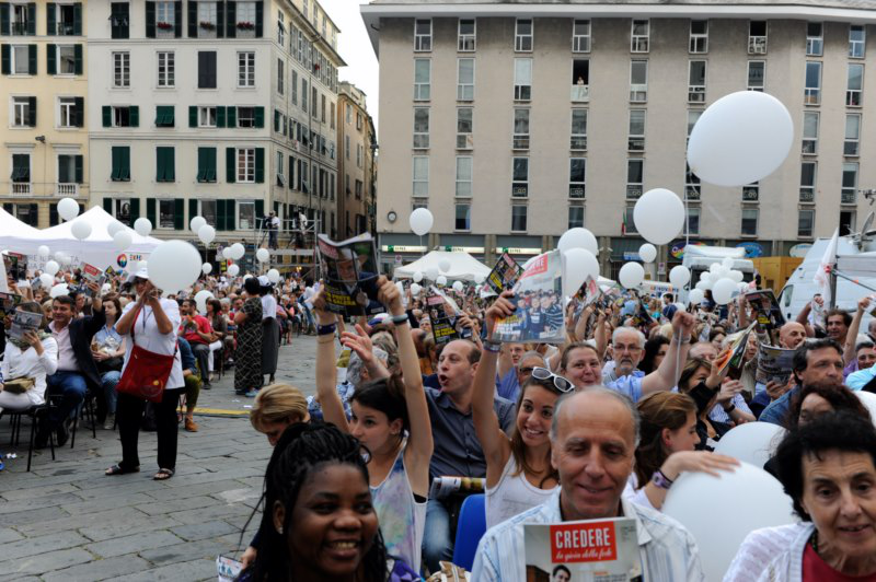 10 piazze per 10 comandamenti - Genova 22.06.13_007