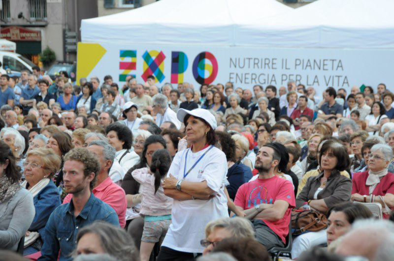 10 piazze per 10 comandamenti - Genova 22.06.13_016