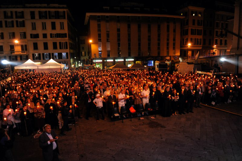 10 piazze per 10 comandamenti - Genova 22.06.13_038
