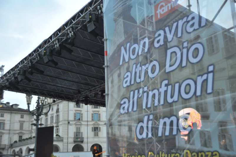 10 piazze per 10 comandamenti a Torino_010