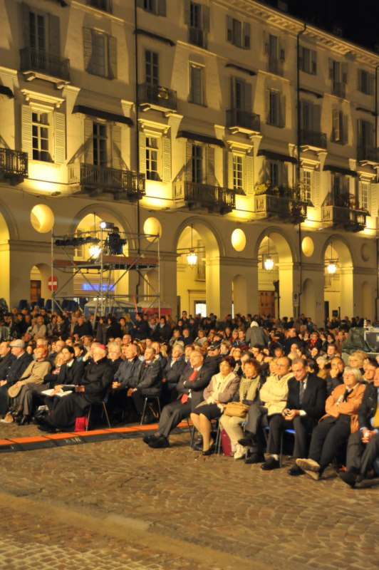 10 piazze per 10 comandamenti a Torino_039