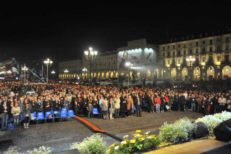 10 piazze per 10 comandamenti a Torino_057