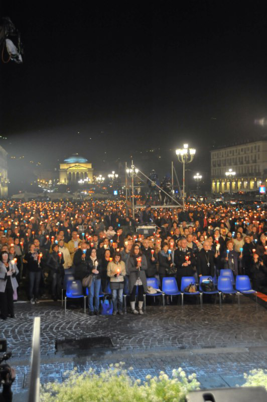 10 piazze per 10 comandamenti a Torino_058