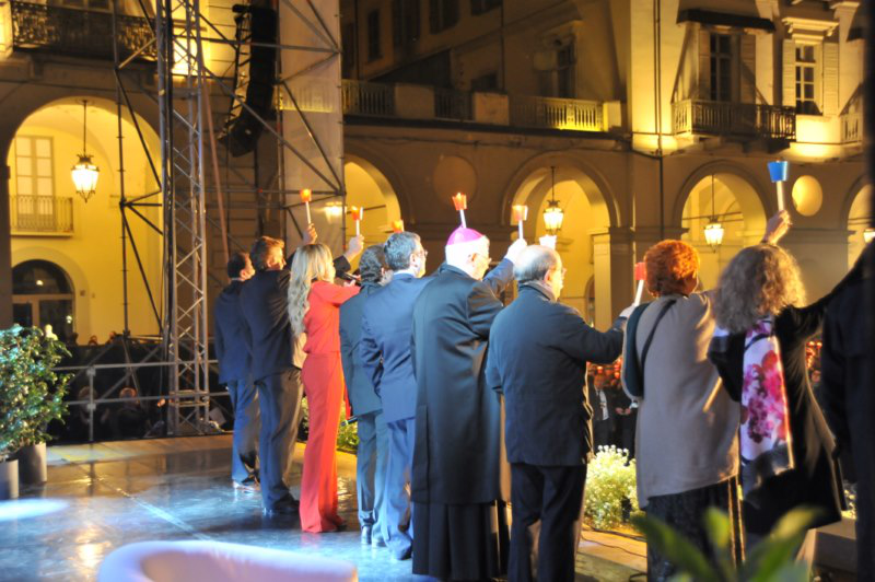 10 piazze per 10 comandamenti a Torino_060