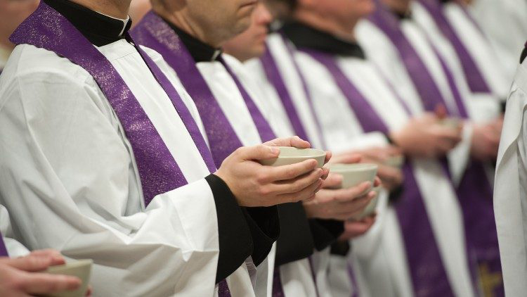 Sacerdoti