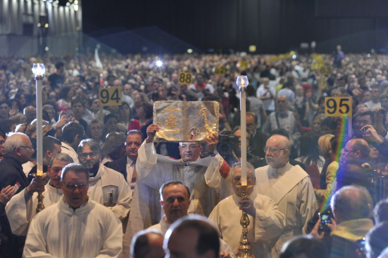 Reliquia Giovanni Paolo II 290412