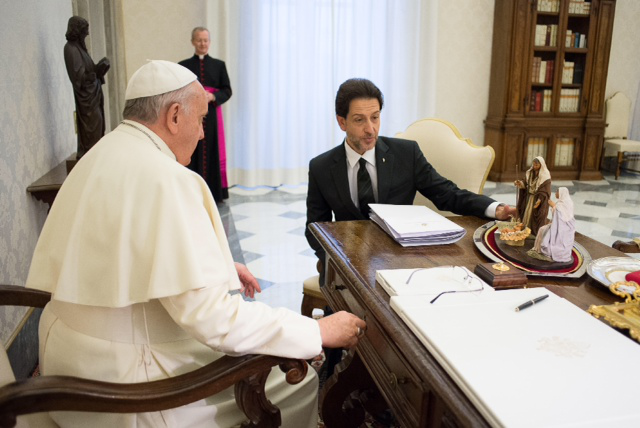 Salvatore+Martinez+in+udienza+privata+da+Papa+Francesco+%285+dicembre+2014%29