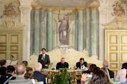 Il presidente Martinez, il card. Romeo e il sindaco Orlando in conferenza stampa a Palermo - Sala Fi - Clicca per ingrandire...
