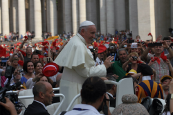 Papa Francesco - 38a Convocazione Nazionale RnS - Clicca per ingrandire...